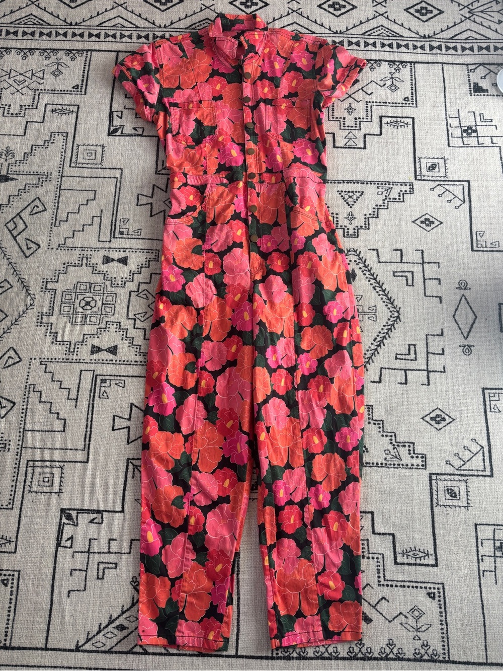 $228 Mixed by Nasrin Colorful Floral Classic Jumpsuit in Ruby Size Medium - Picture 7 of 14